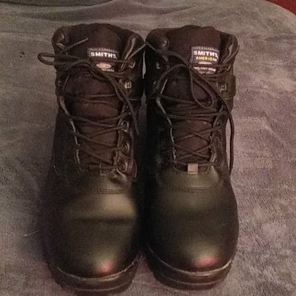 Smith's Boots